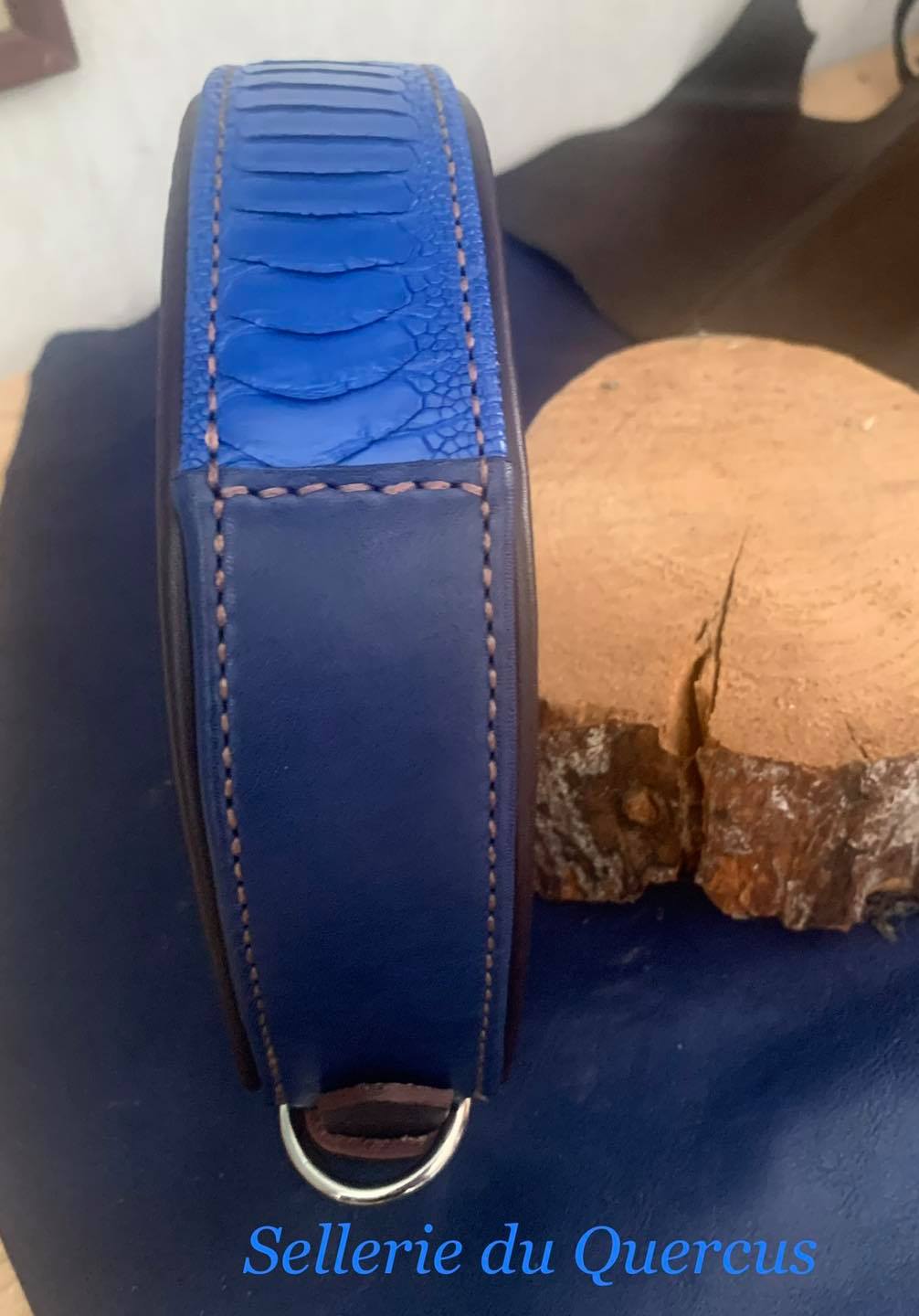 COLLIER CHIEN en cuir D'AUTRUCHE